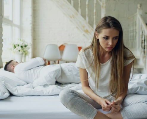 Emprise émotionnelle : pourquoi tu doutes alors que tu sens que quelque chose ne va pas dans ta relation